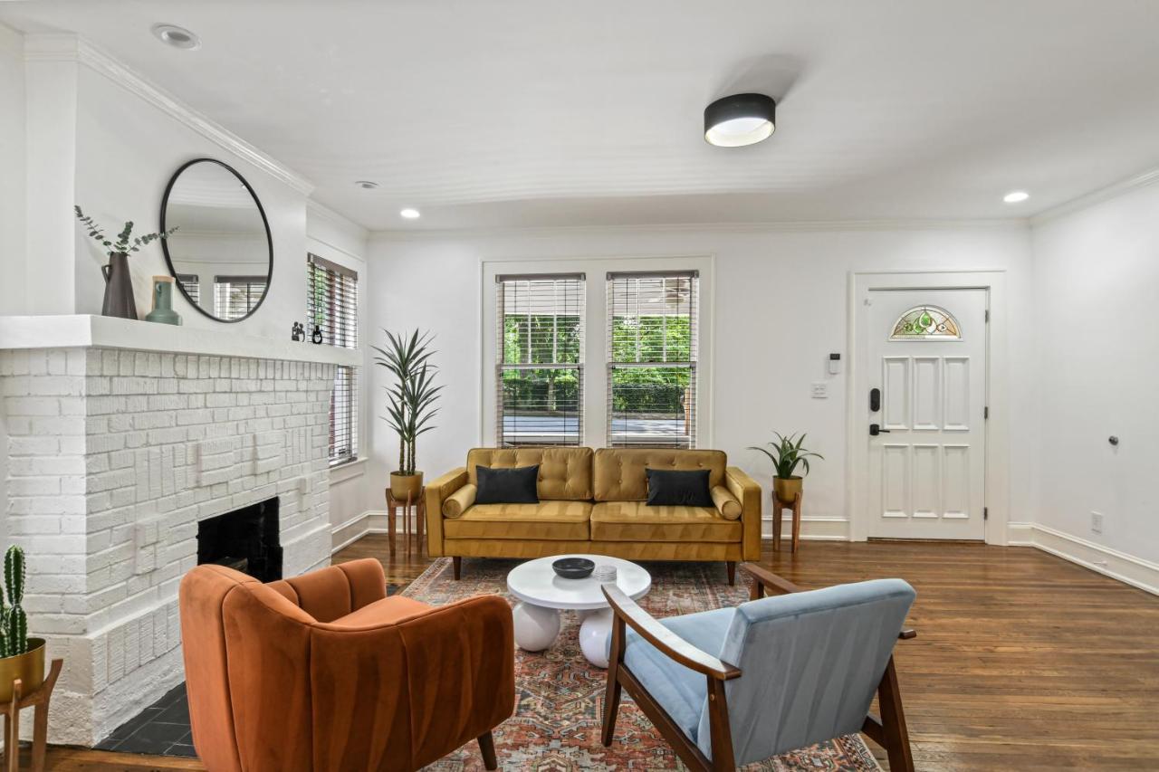 Sun Lit Bungalow With Good Vibes And Lots Of Wine - Designedbydom Atlanta Exterior foto